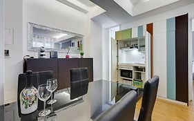Vivilo Collection - Statonia Design Apartment